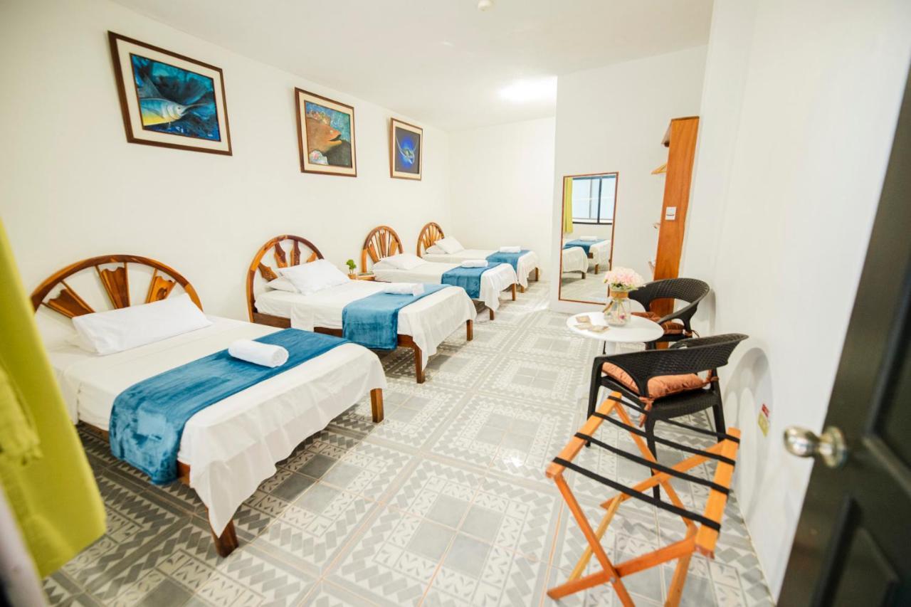 Suites En El Centro Puerto Ayora  Eksteriør bilde