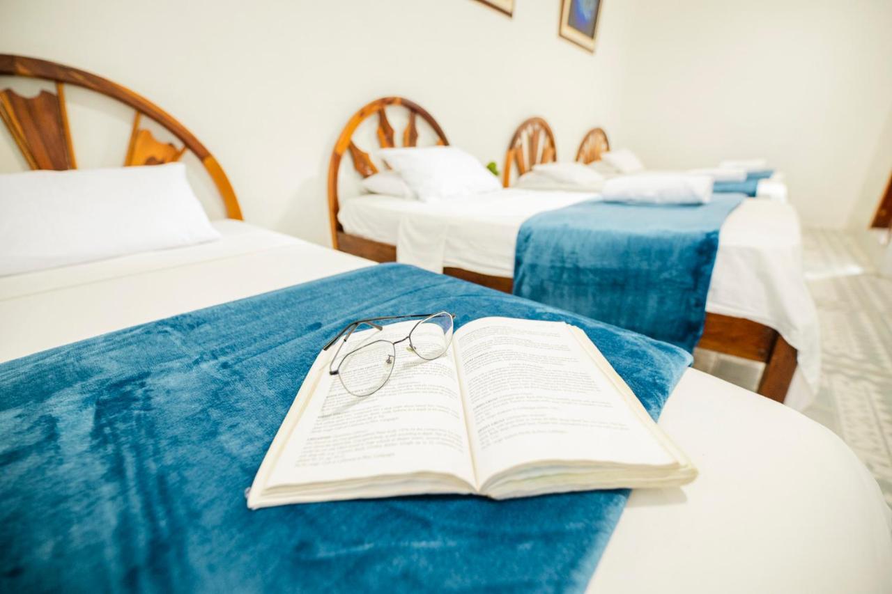 Suites En El Centro Puerto Ayora  Eksteriør bilde