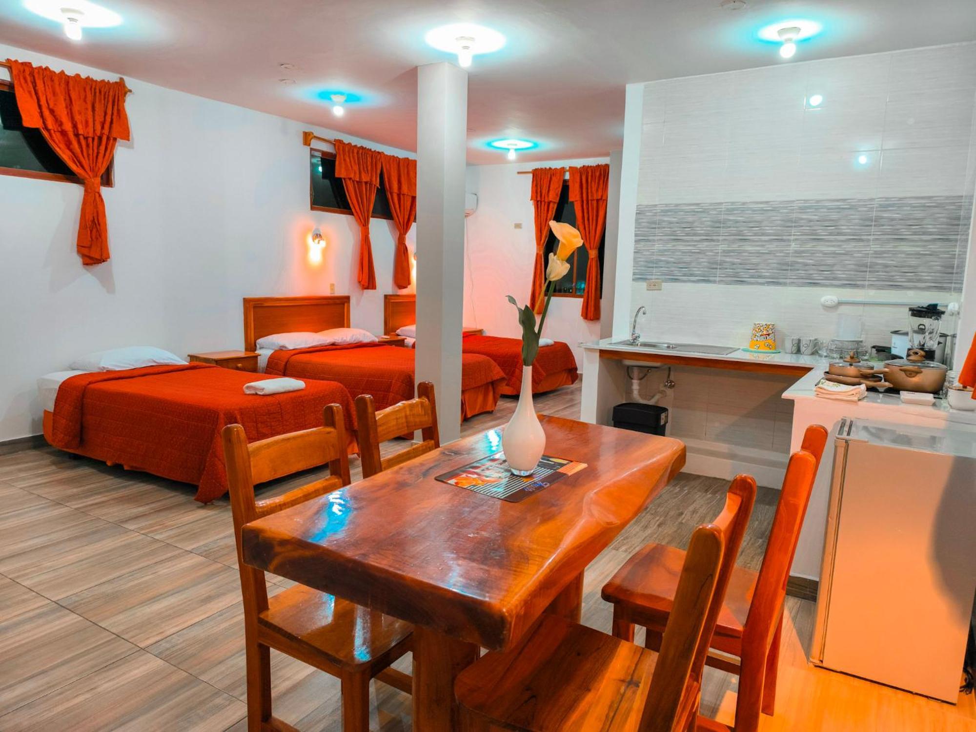 Suites En El Centro Puerto Ayora  Eksteriør bilde