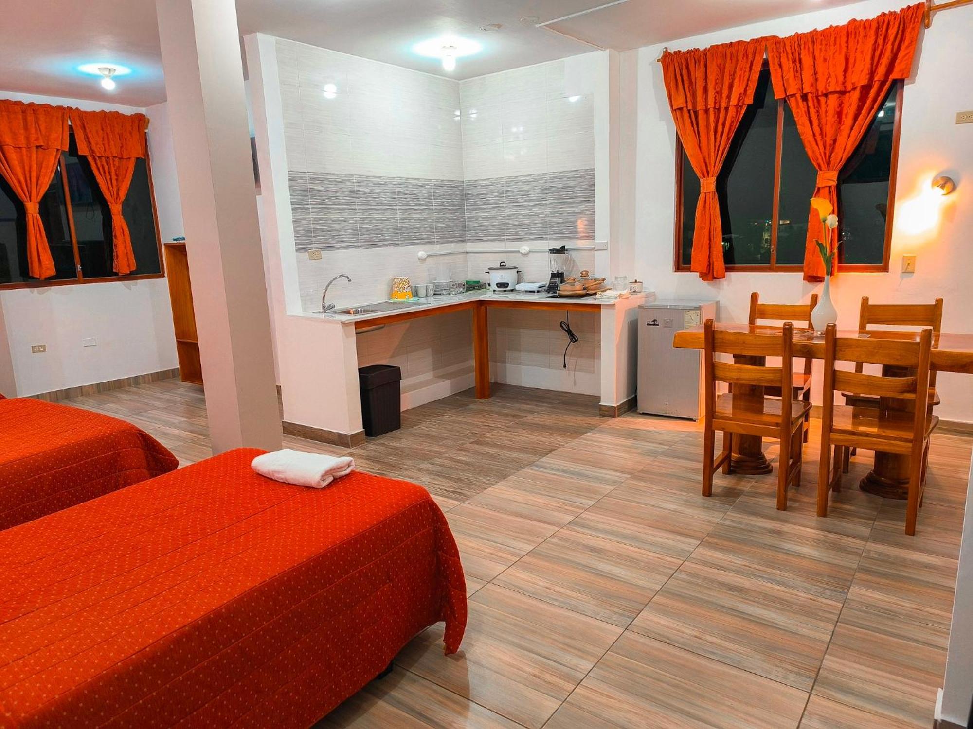 Suites En El Centro Puerto Ayora  Eksteriør bilde